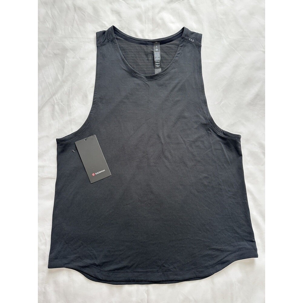Lululemon License to Train Tank Size XL NWT